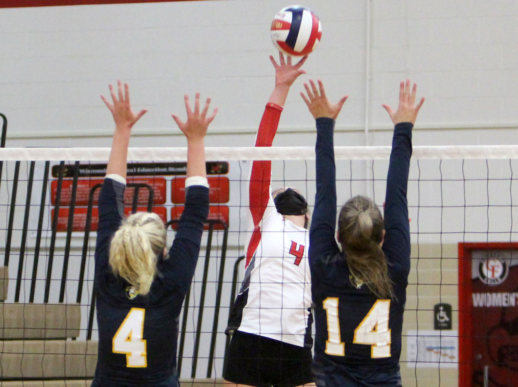 River Falls at Chi-Hi volleyball 9-15-20